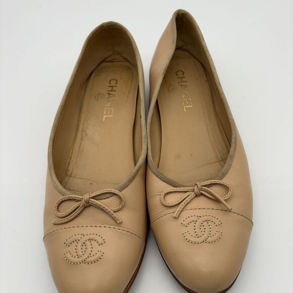 CHANEL Shoes - CHANEL Ballet Flats with Bow